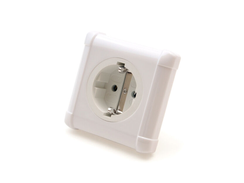 Oyaide SWD-XXX-E gniazdo 230V