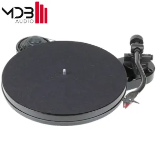 Pro-Ject RPM 1 Carbon czarny 2M RED gramofon