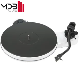 Pro-Ject RPM 3 Carbon biały 2M Silver gramofon