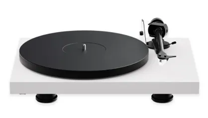 Pro-Ject Debut EVO 2 satin white gramofon